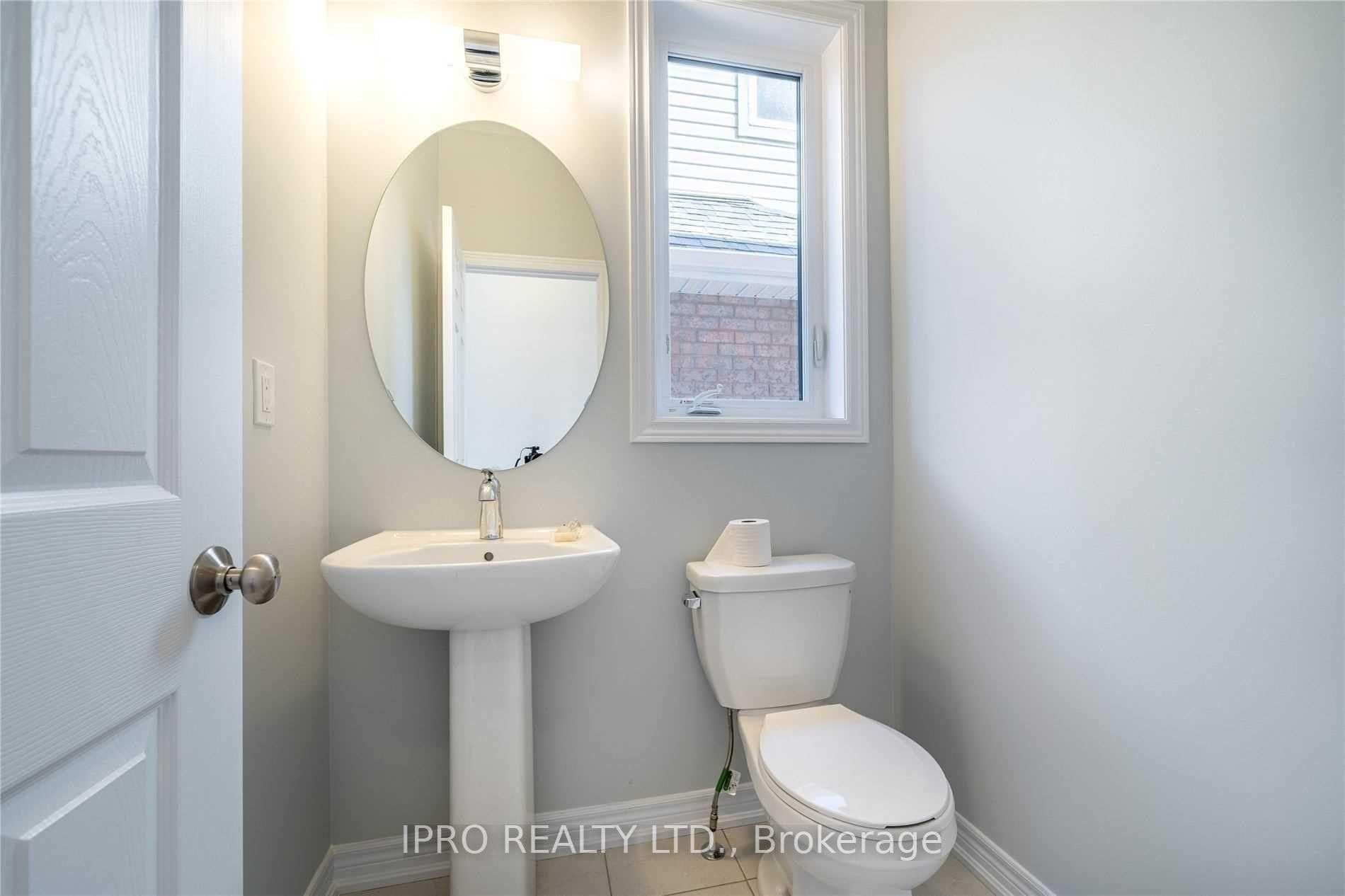 Photo 11 of 23 Attlebery Crescent, Brant, Paris — HOMEH