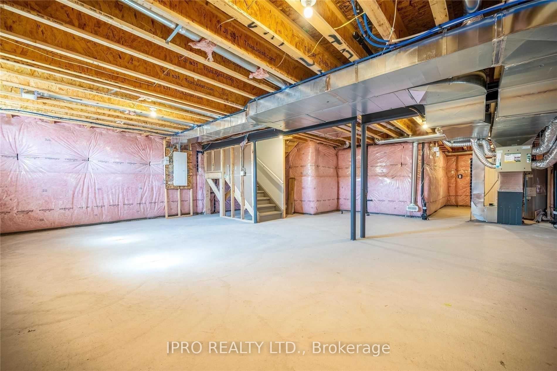 Photo 20 of 23 Attlebery Crescent, Brant, Paris — HOMEH