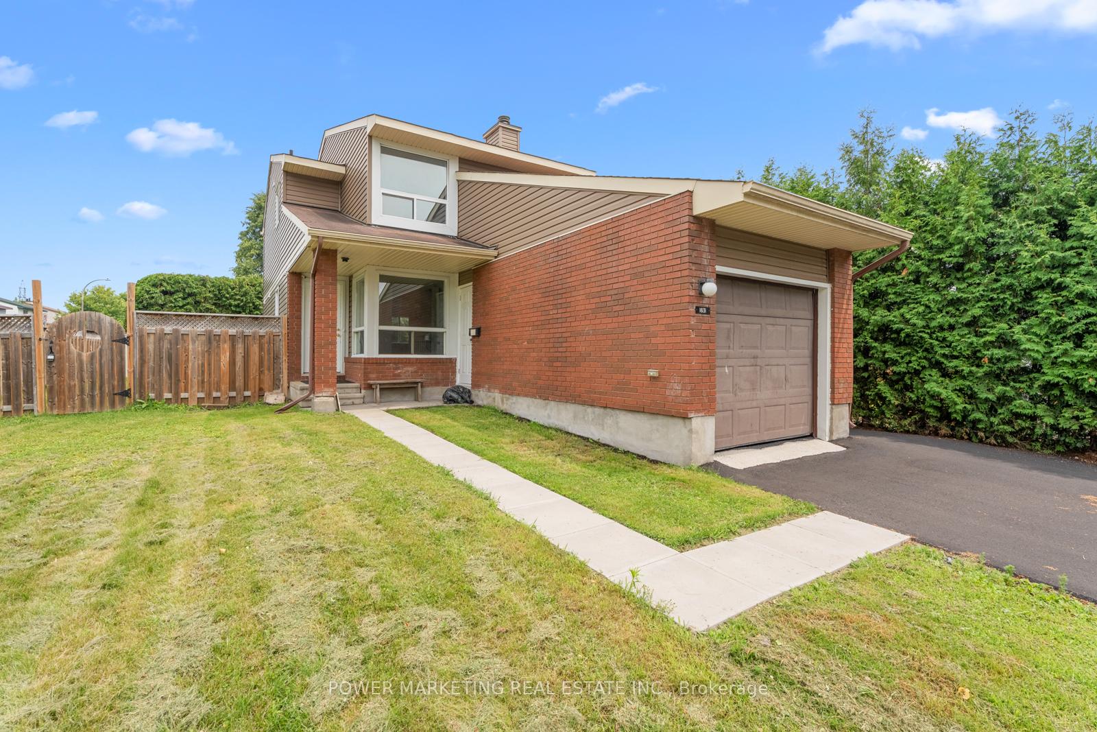 Photo 1 of 1631 Saxony Crescent, Ottawa, Pineview — HOMEH