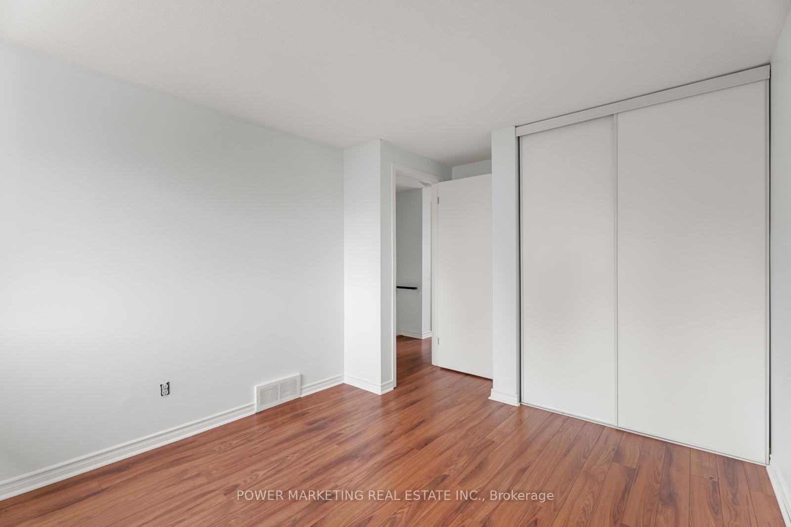 Photo 24 of 1631 Saxony Crescent, Ottawa, Pineview — HOMEH
