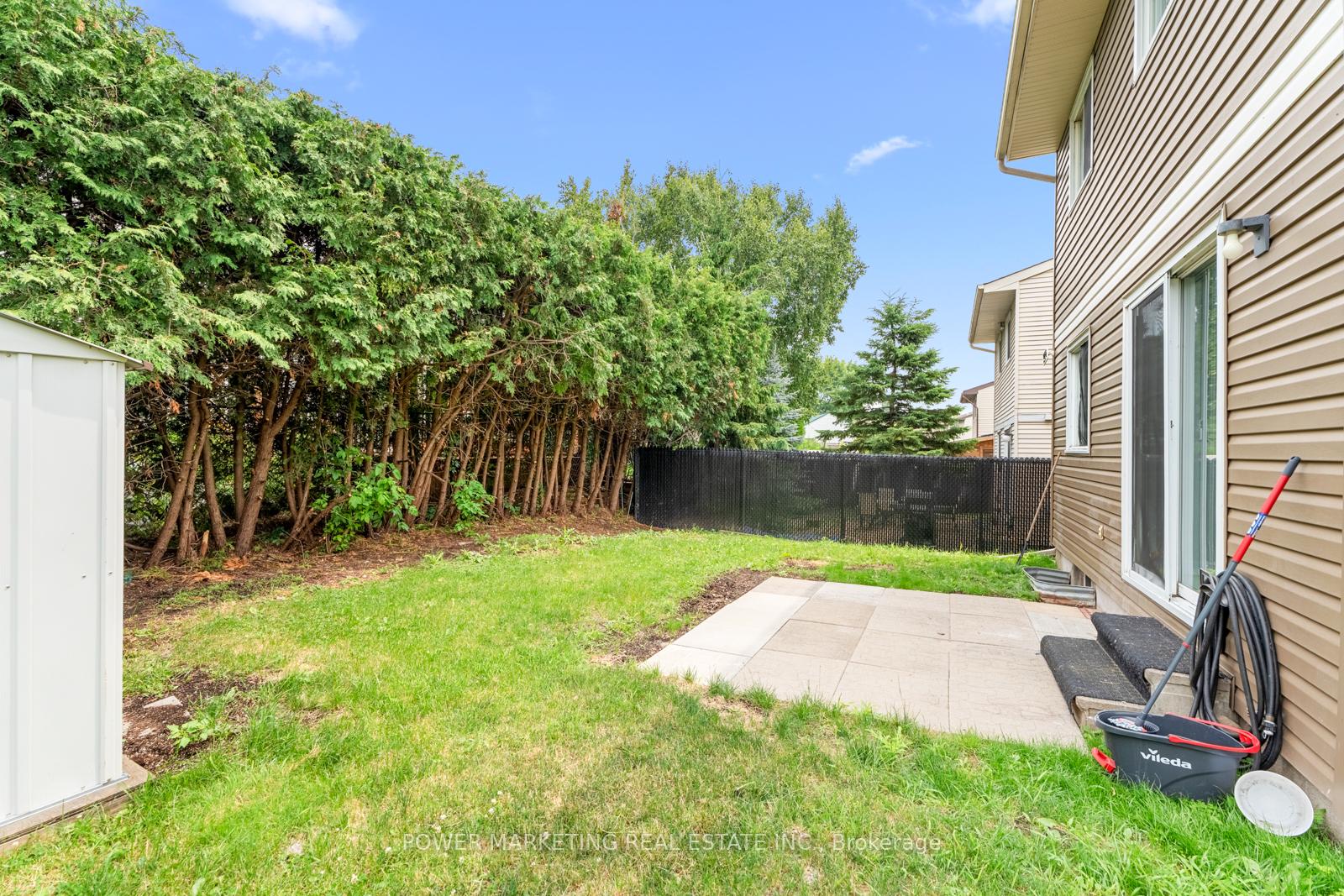 Photo 31 of 1631 Saxony Crescent, Ottawa, Pineview — HOMEH