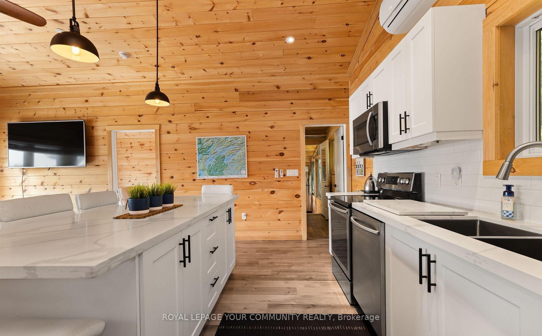 Photo 15 of 184 Healey Lake, The Archipelago, Archipelago North — HOMEH