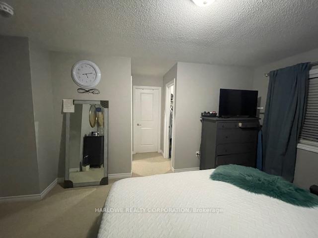 Photo 9 of 68 Thornbush Boulevard, Brampton, Northwest Brampton — HOMEH
