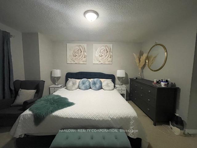 Photo 10 of 68 Thornbush Boulevard, Brampton, Northwest Brampton — HOMEH