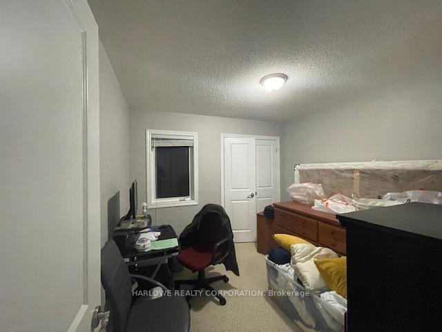 Photo 13 of 68 Thornbush Boulevard, Brampton, Northwest Brampton — HOMEH