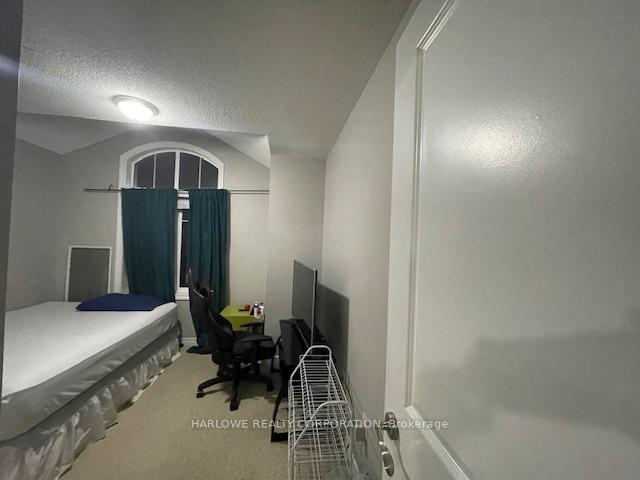 Photo 15 of 68 Thornbush Boulevard, Brampton, Northwest Brampton — HOMEH