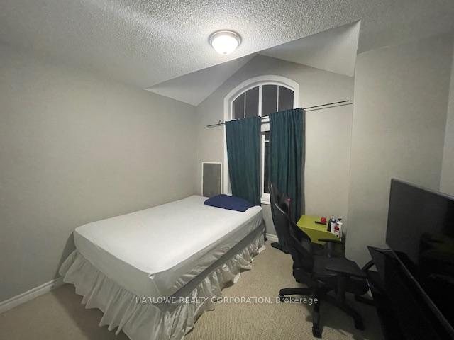 Photo 16 of 68 Thornbush Boulevard, Brampton, Northwest Brampton — HOMEH