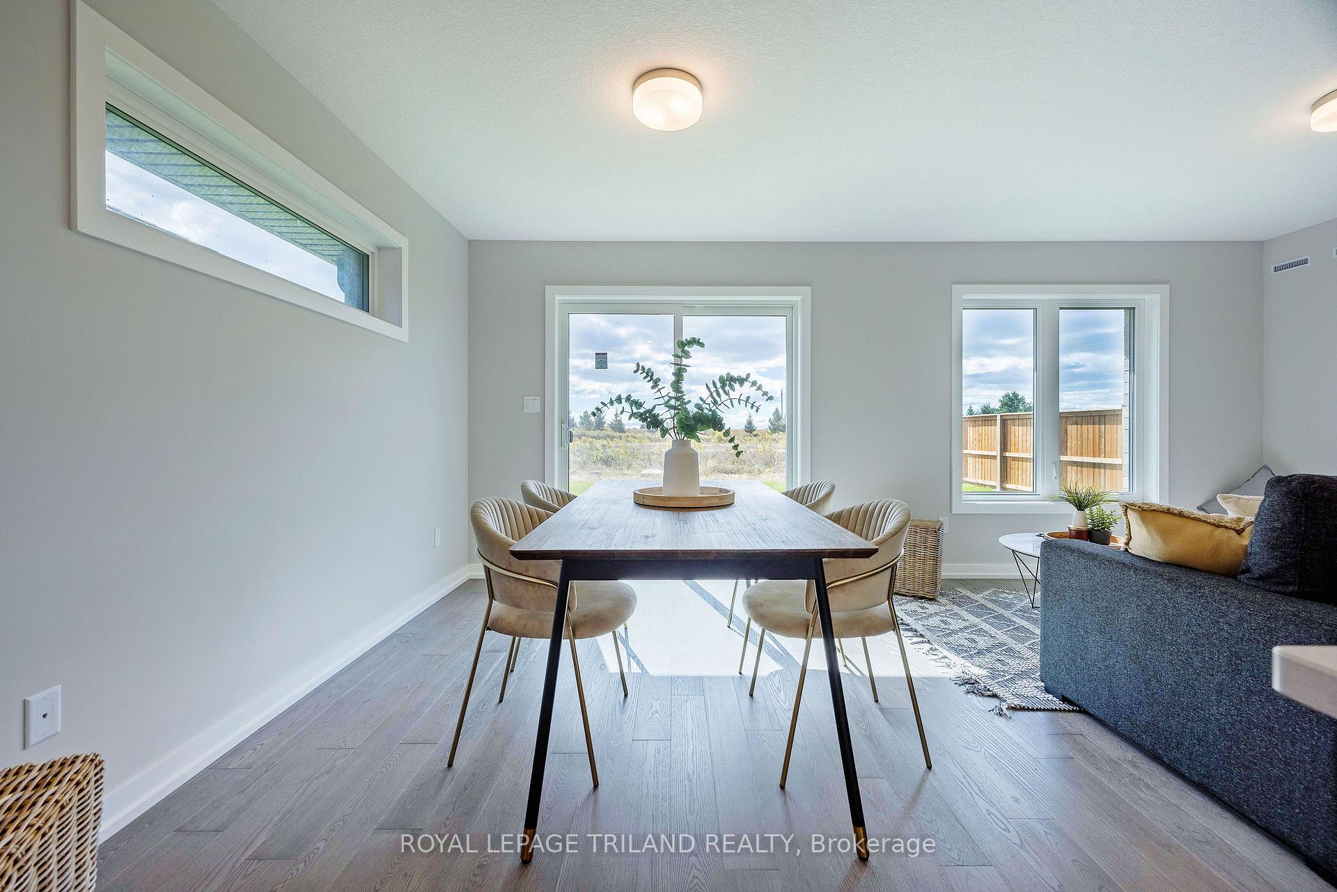 Photo 20 of 78 Empire Parkway, St. Thomas — HOMEH