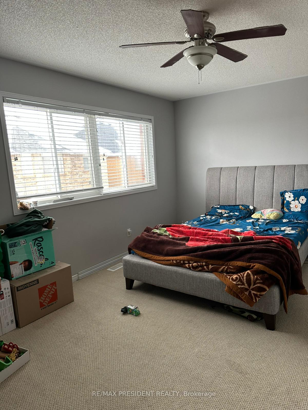 Photo 10 of 70 Mccrimmon Drive, Brampton, Fletcher's Meadow — HOMEH