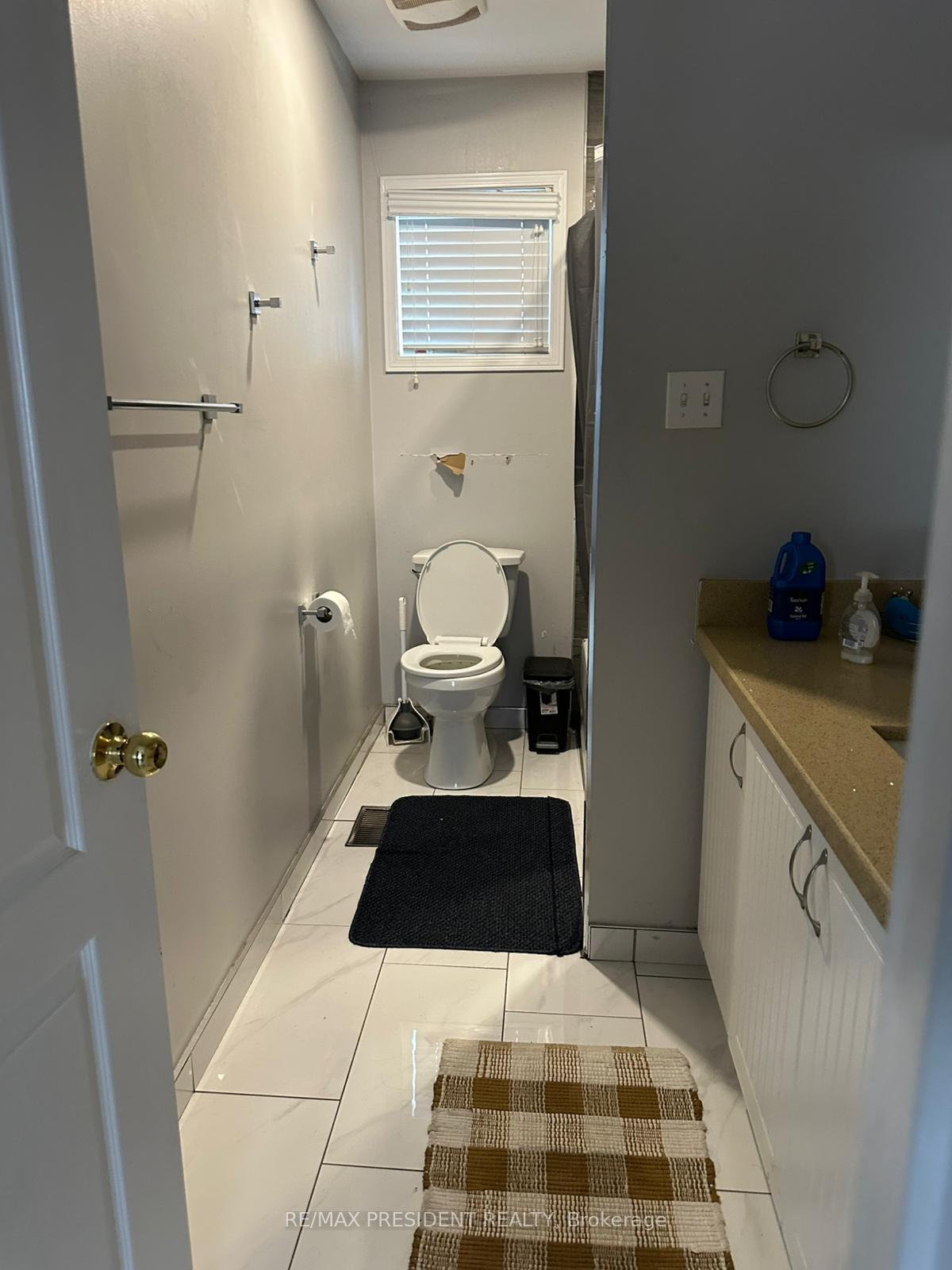 Photo 17 of 70 Mccrimmon Drive, Brampton, Fletcher's Meadow — HOMEH