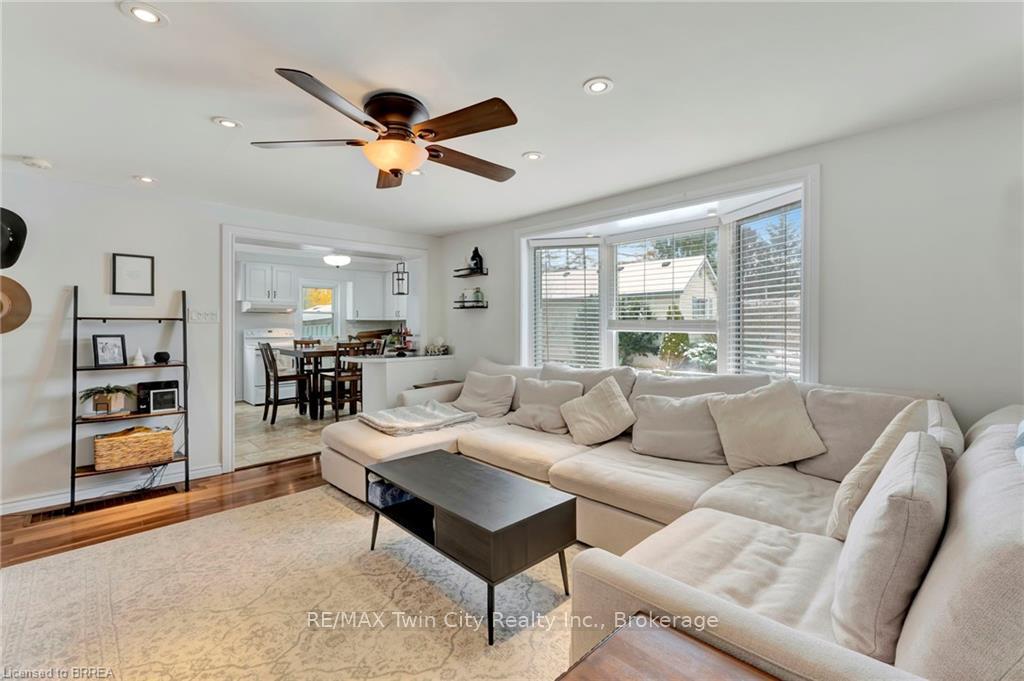 Photo 7 of 25 Barnabus Street, Hamilton, Kirkendall — HOMEH