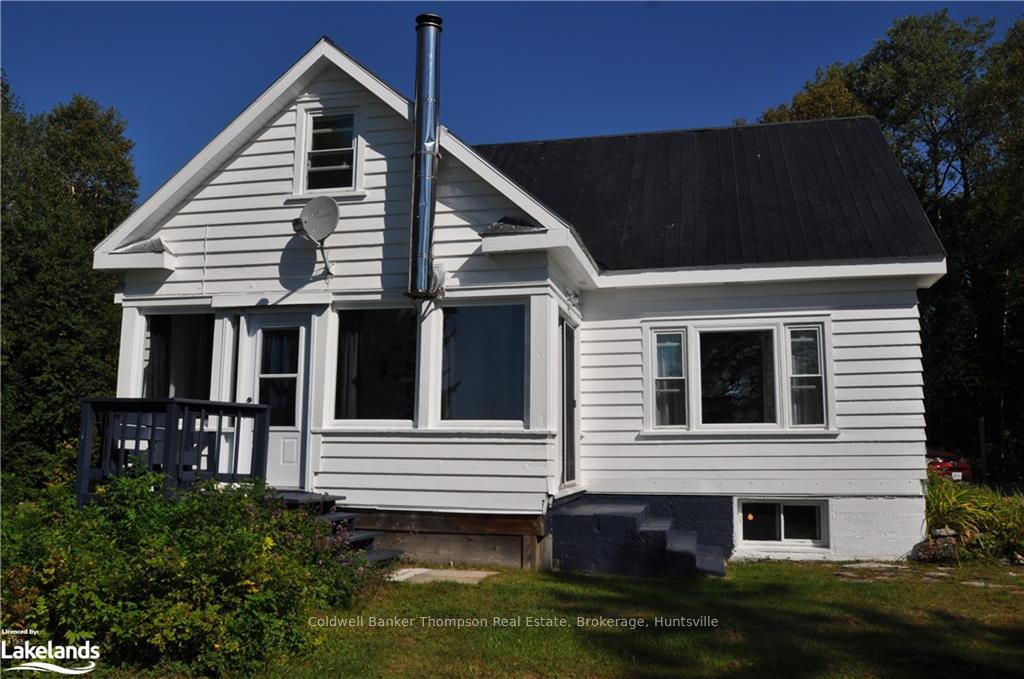 Photo 3 of Unit A, 1743 Highway 518, Kearney — HOMEH