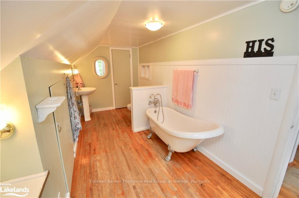 Photo 18 of Unit A, 1743 Highway 518, Kearney — HOMEH