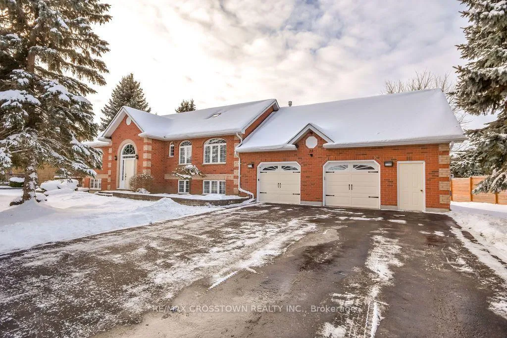 Photo 1 of 25 Cunningham Drive, Essa, Thornton — HOMEH