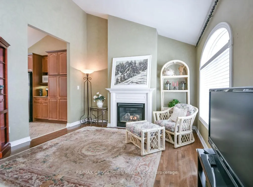 Photo 11 of 25 Cunningham Drive, Essa, Thornton — HOMEH
