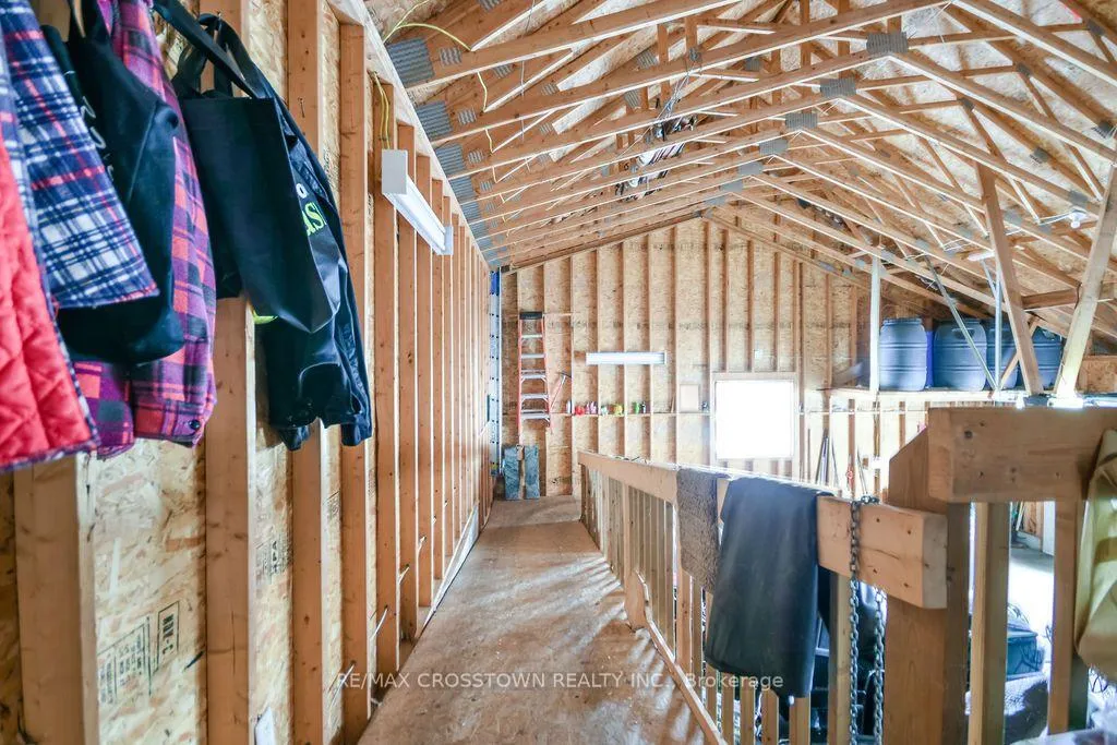 Photo 18 of 25 Cunningham Drive, Essa, Thornton — HOMEH