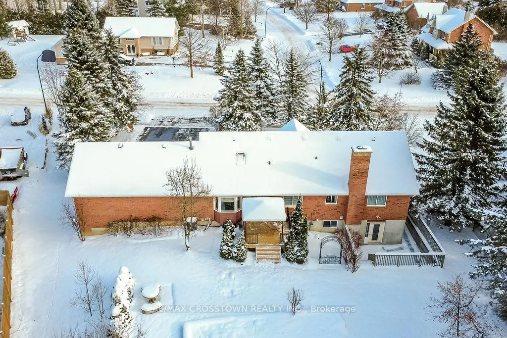 Photo 43 of 25 Cunningham Drive, Essa, Thornton — HOMEH