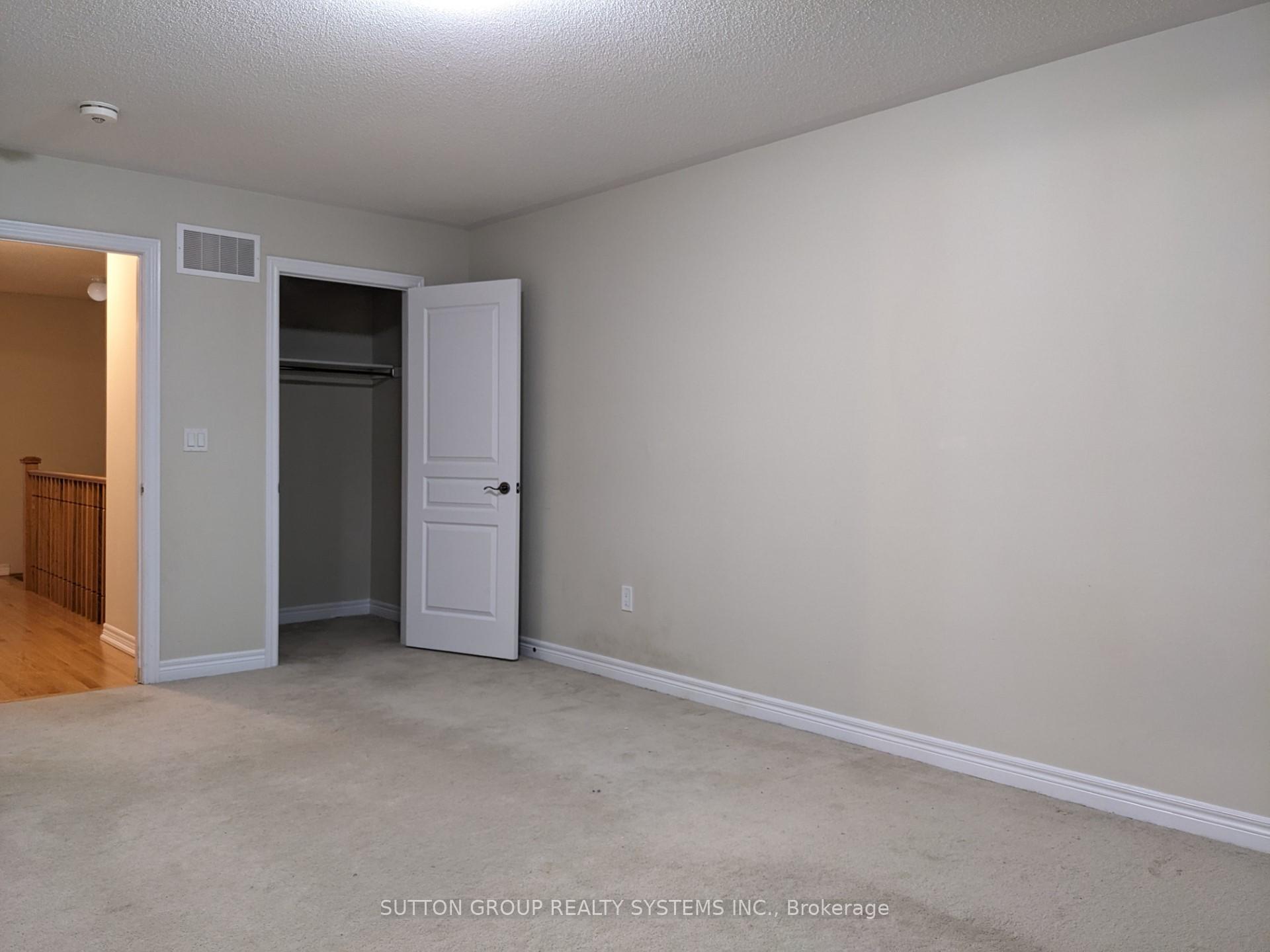 Photo 16 of 18 Lackington Street, Brampton, Credit Valley — HOMEH