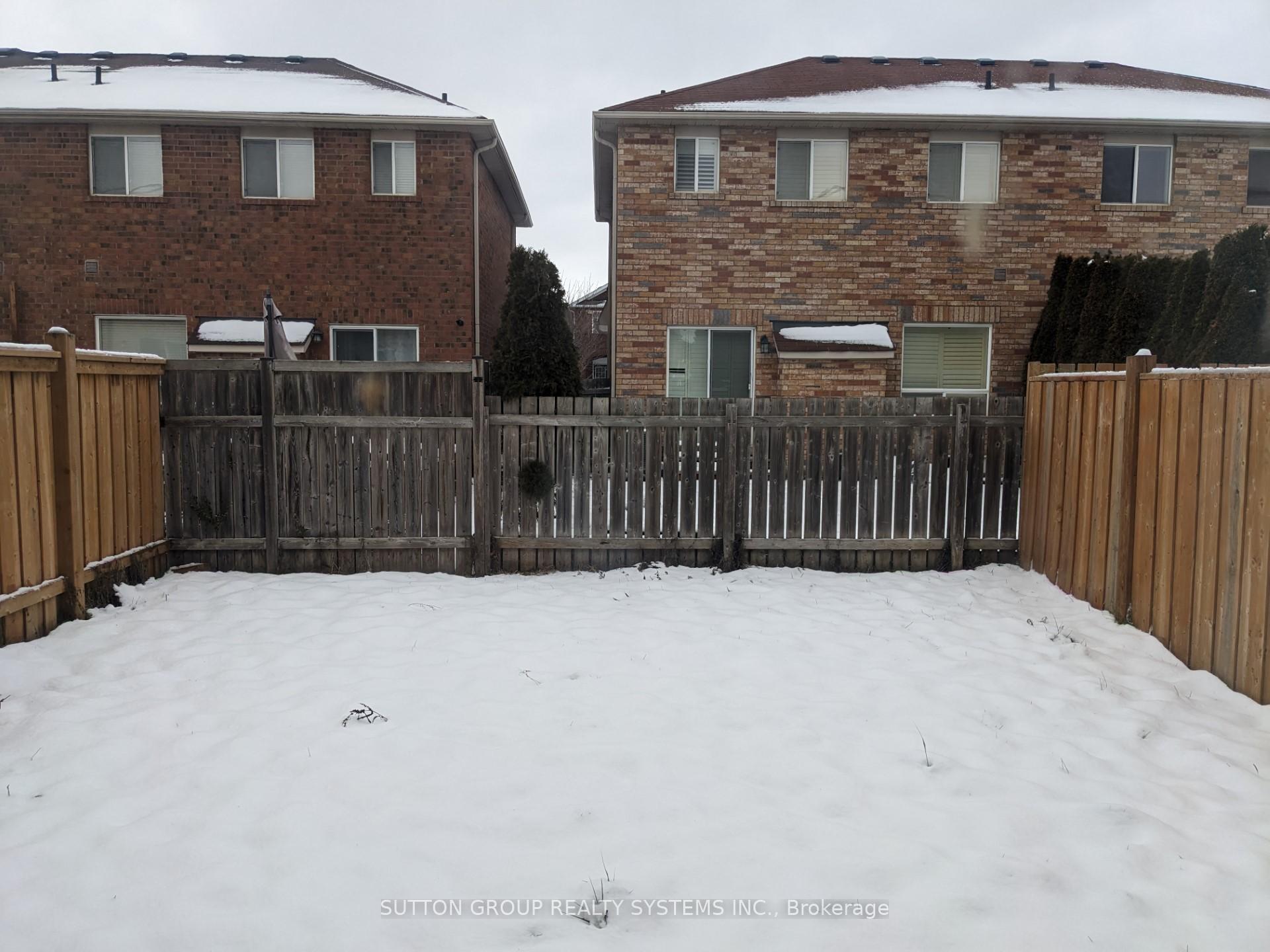 Photo 19 of 18 Lackington Street, Brampton, Credit Valley — HOMEH