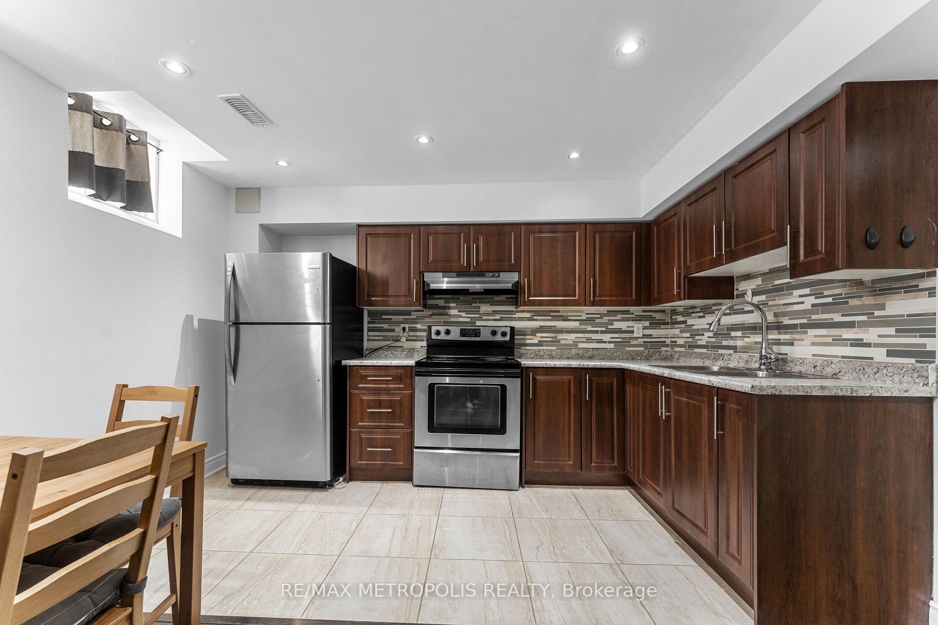 Photo 2 of Unit BSMT, 15 Tribune Drive, Brampton, Northwest Brampton — HOMEH