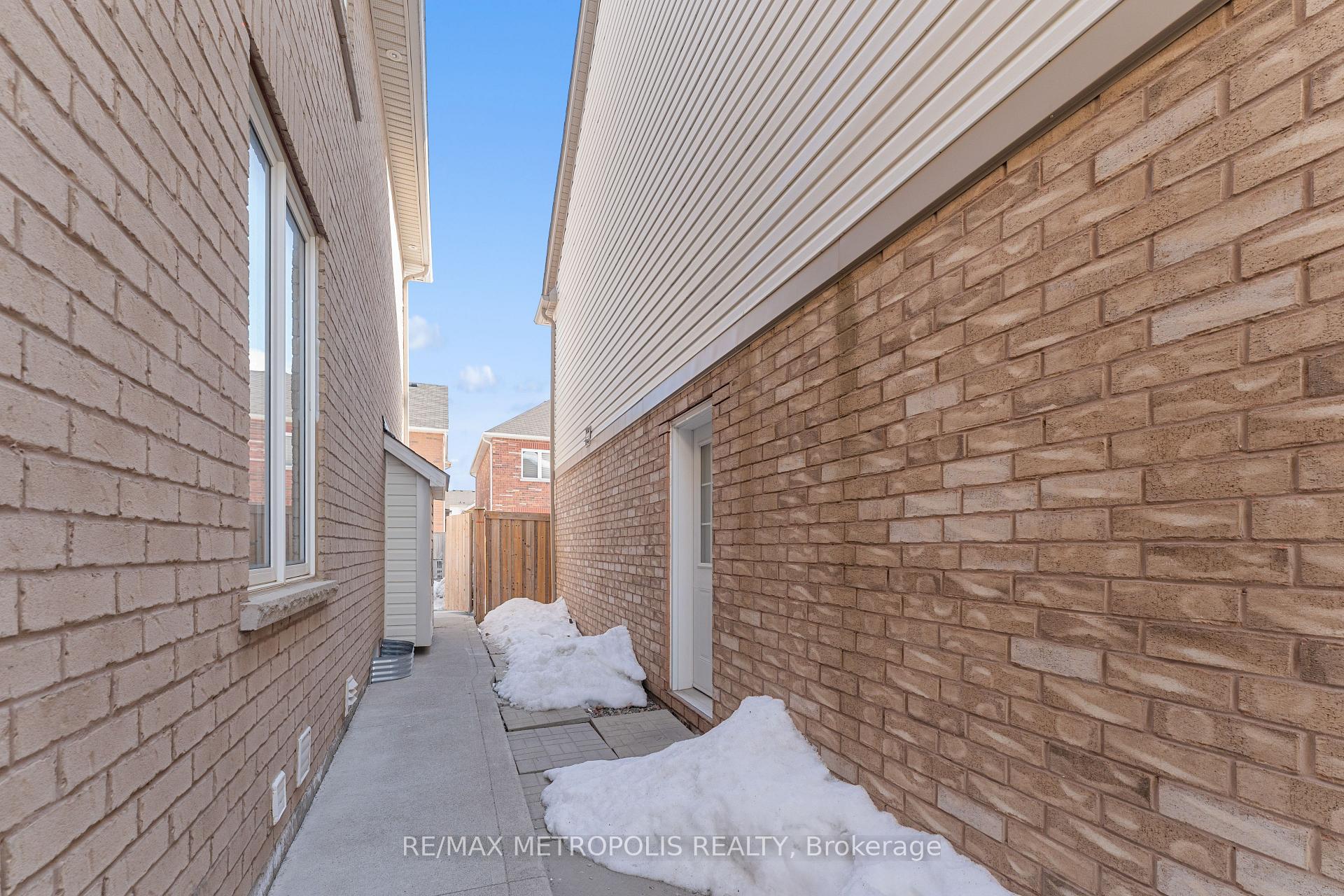Photo 19 of Unit BSMT, 15 Tribune Drive, Brampton, Northwest Brampton — HOMEH