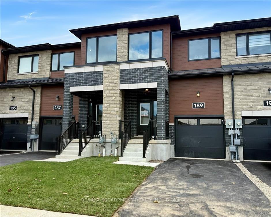 Photo 1 of 189 Lormont Boulevard, Hamilton, Stoney Creek Mountain — HOMEH