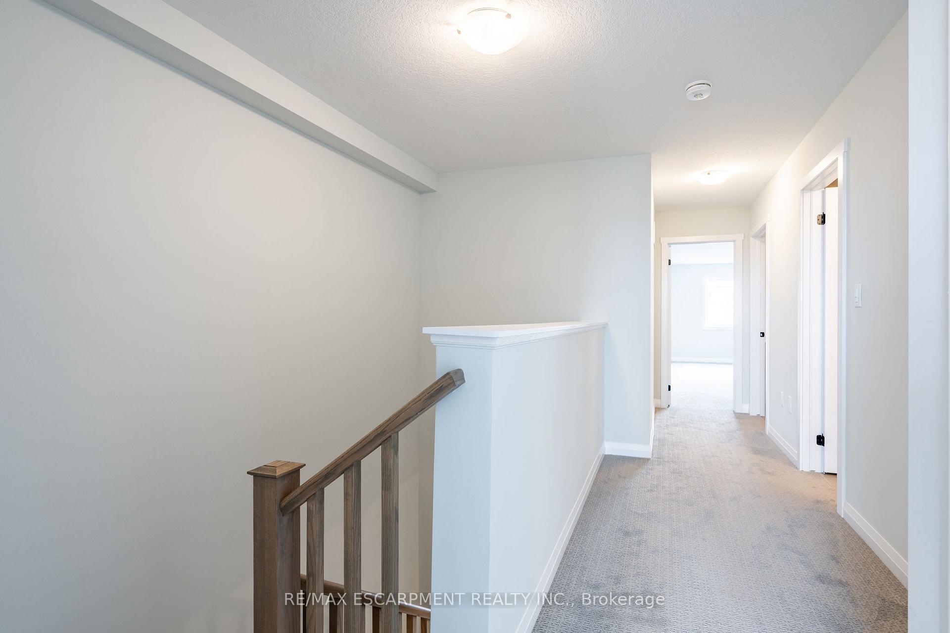 Photo 17 of 189 Lormont Boulevard, Hamilton, Stoney Creek Mountain — HOMEH