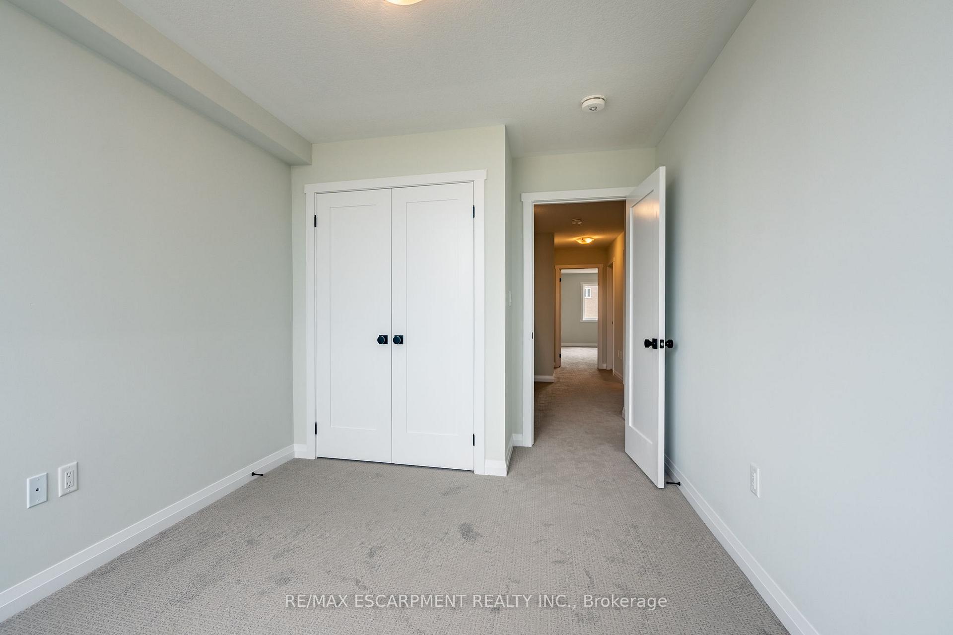 Photo 22 of 189 Lormont Boulevard, Hamilton, Stoney Creek Mountain — HOMEH