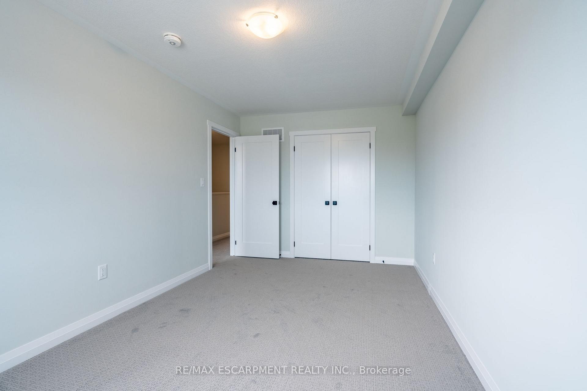 Photo 26 of 189 Lormont Boulevard, Hamilton, Stoney Creek Mountain — HOMEH