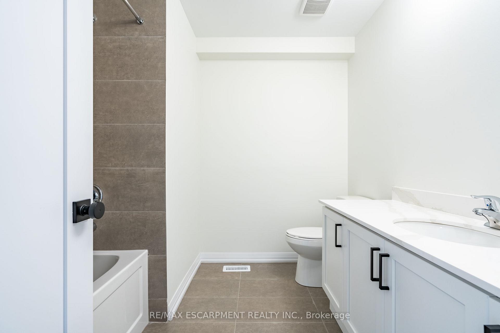 Photo 28 of 189 Lormont Boulevard, Hamilton, Stoney Creek Mountain — HOMEH