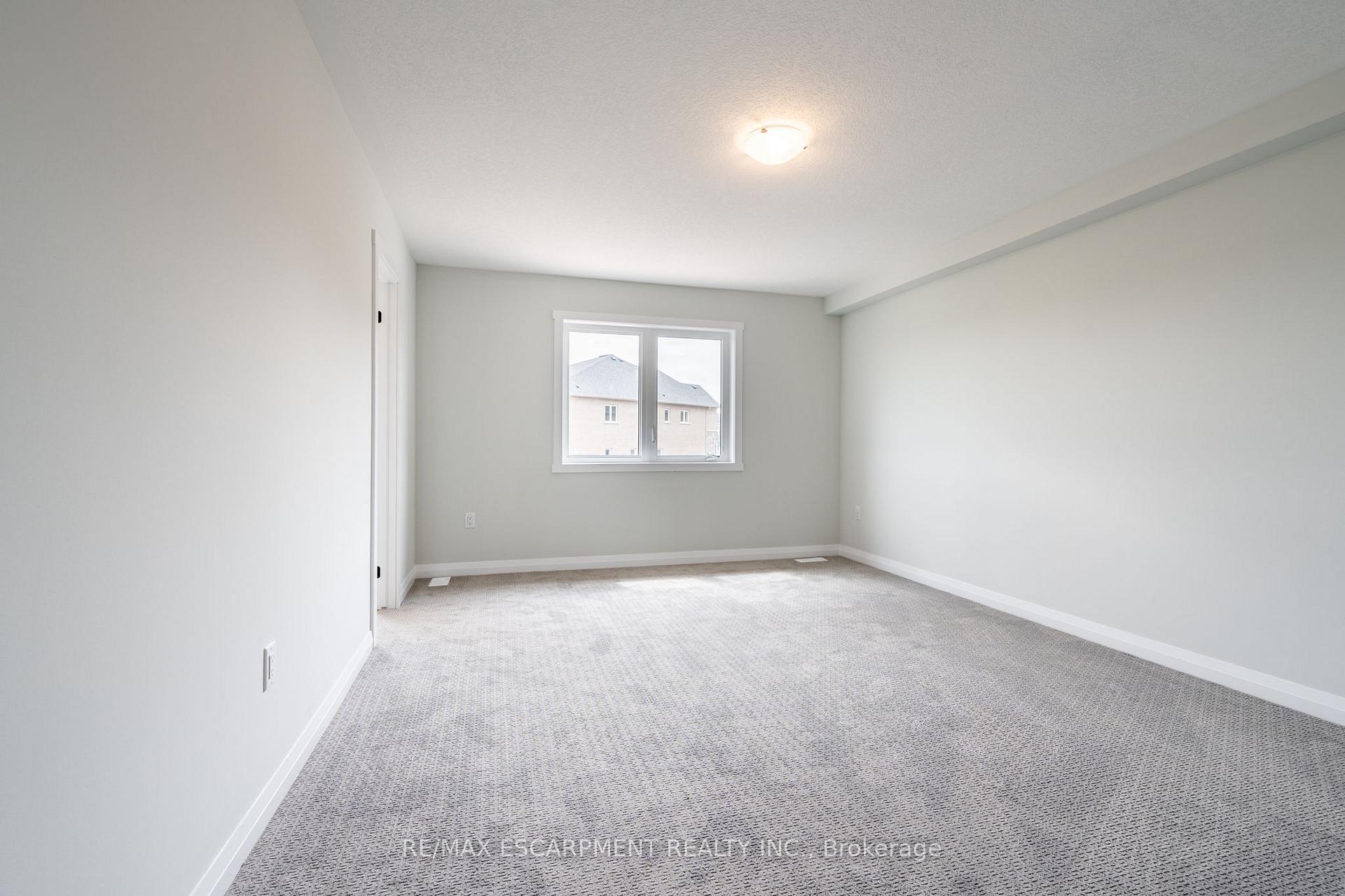 Photo 30 of 189 Lormont Boulevard, Hamilton, Stoney Creek Mountain — HOMEH