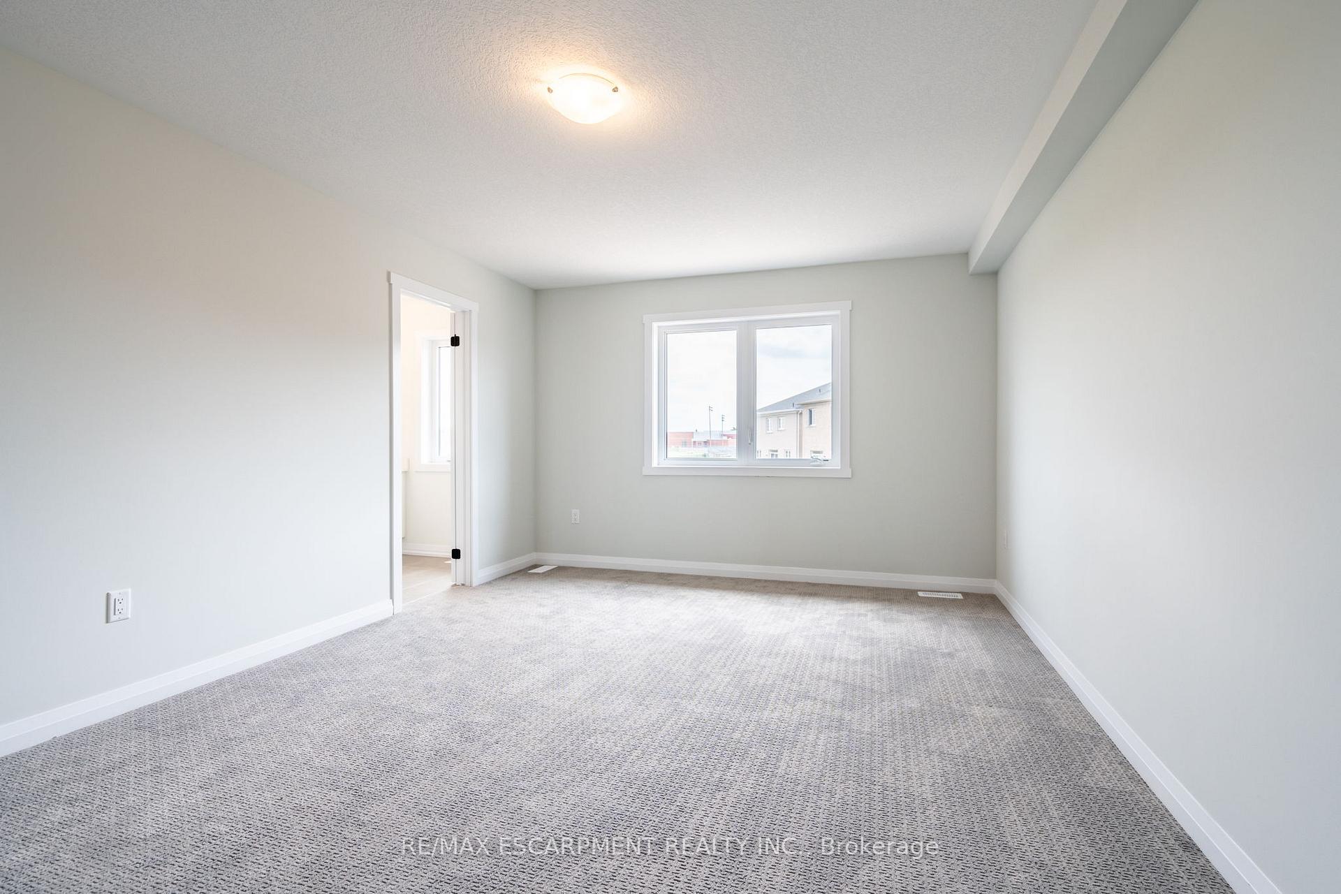 Photo 31 of 189 Lormont Boulevard, Hamilton, Stoney Creek Mountain — HOMEH