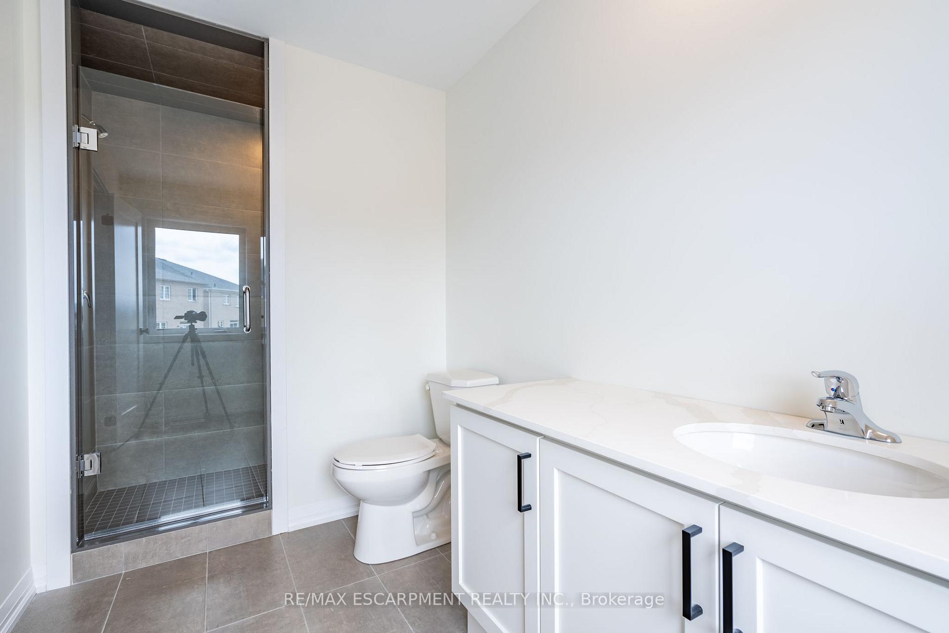 Photo 34 of 189 Lormont Boulevard, Hamilton, Stoney Creek Mountain — HOMEH