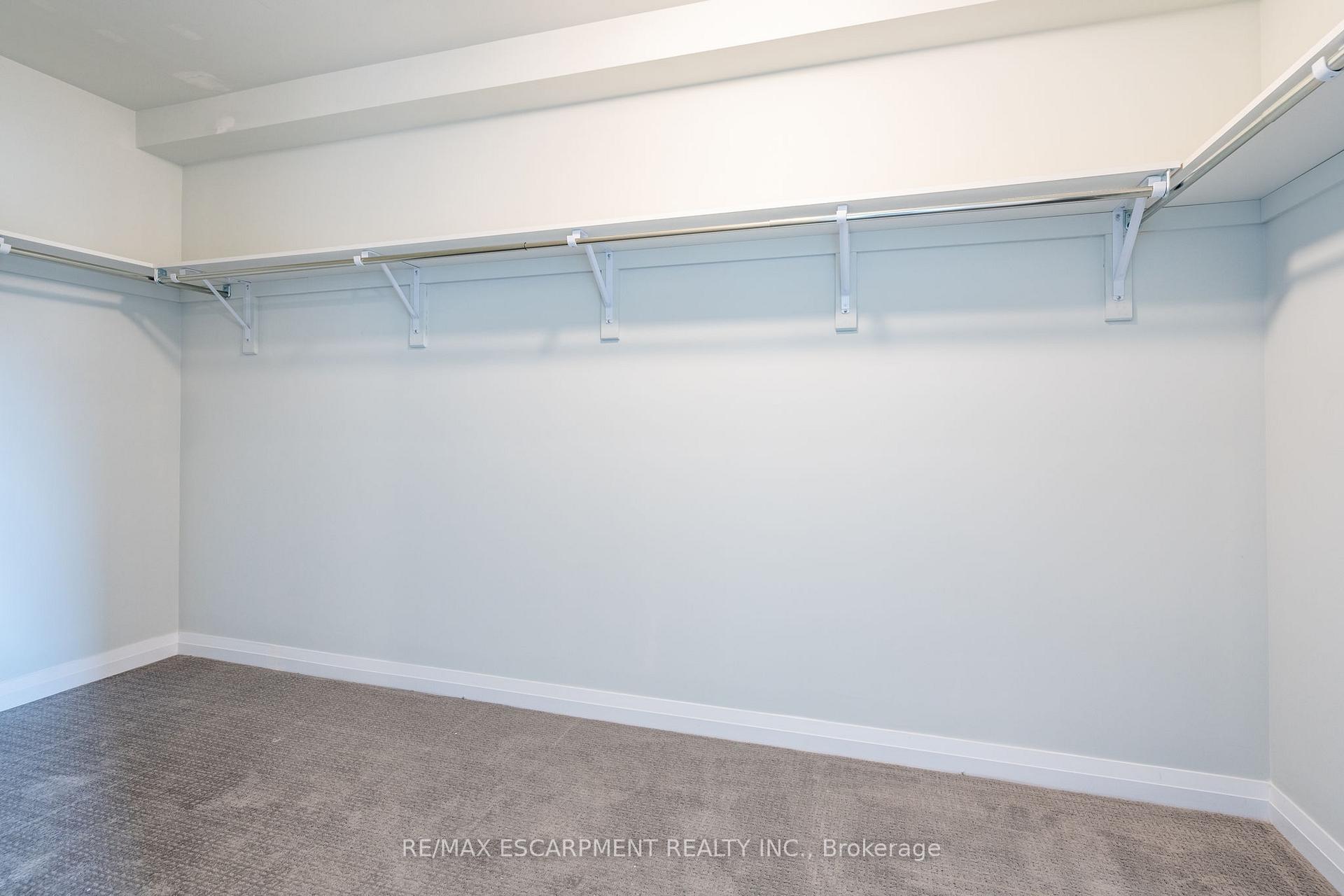 Photo 35 of 189 Lormont Boulevard, Hamilton, Stoney Creek Mountain — HOMEH