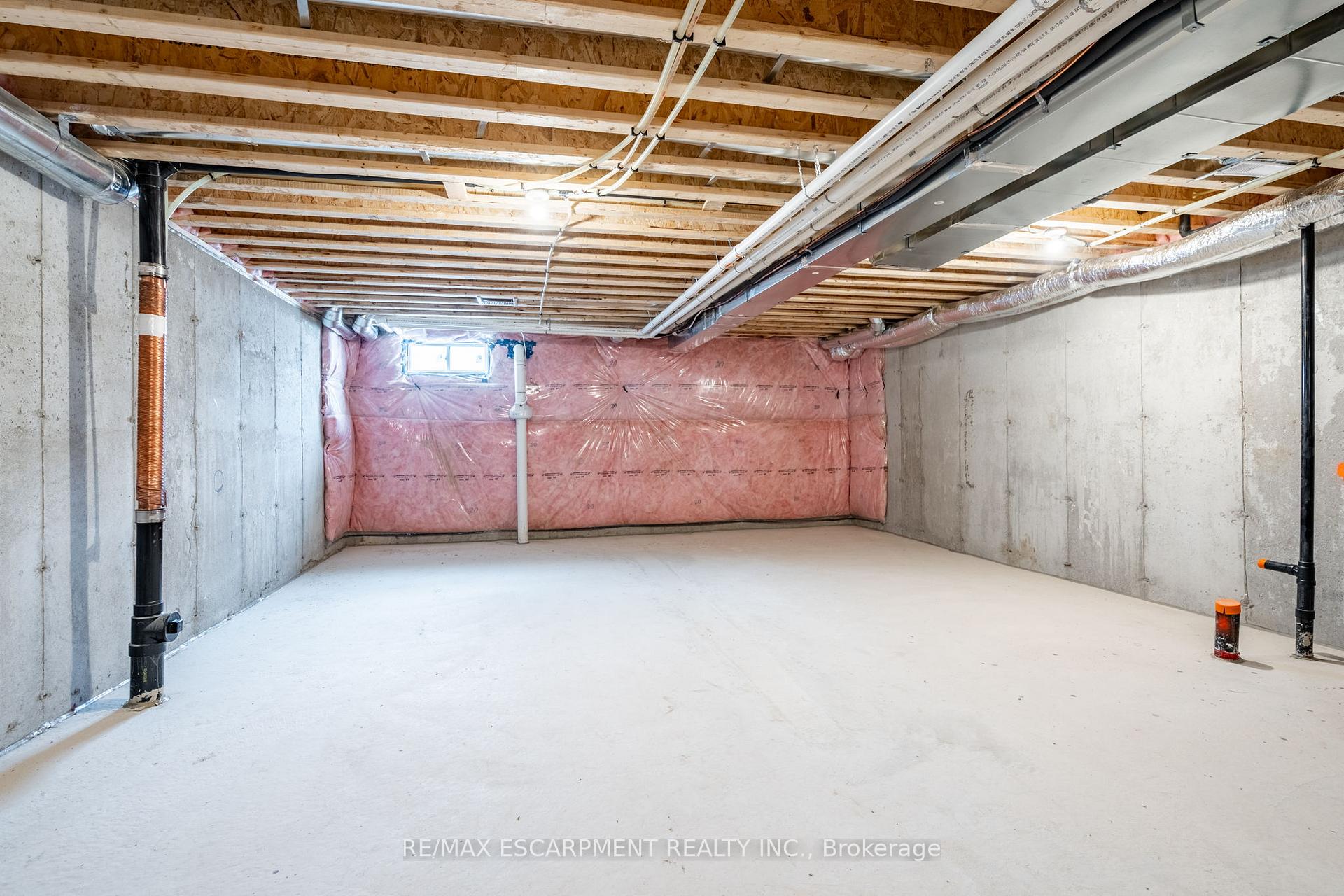 Photo 37 of 189 Lormont Boulevard, Hamilton, Stoney Creek Mountain — HOMEH
