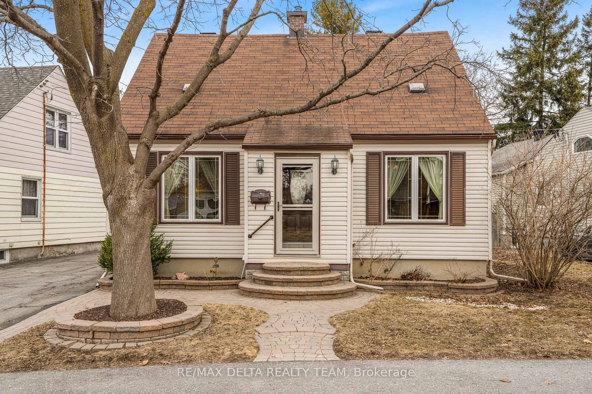 Photo 1 of 237 Crerar Avenue, Ottawa, Carlington — HOMEH