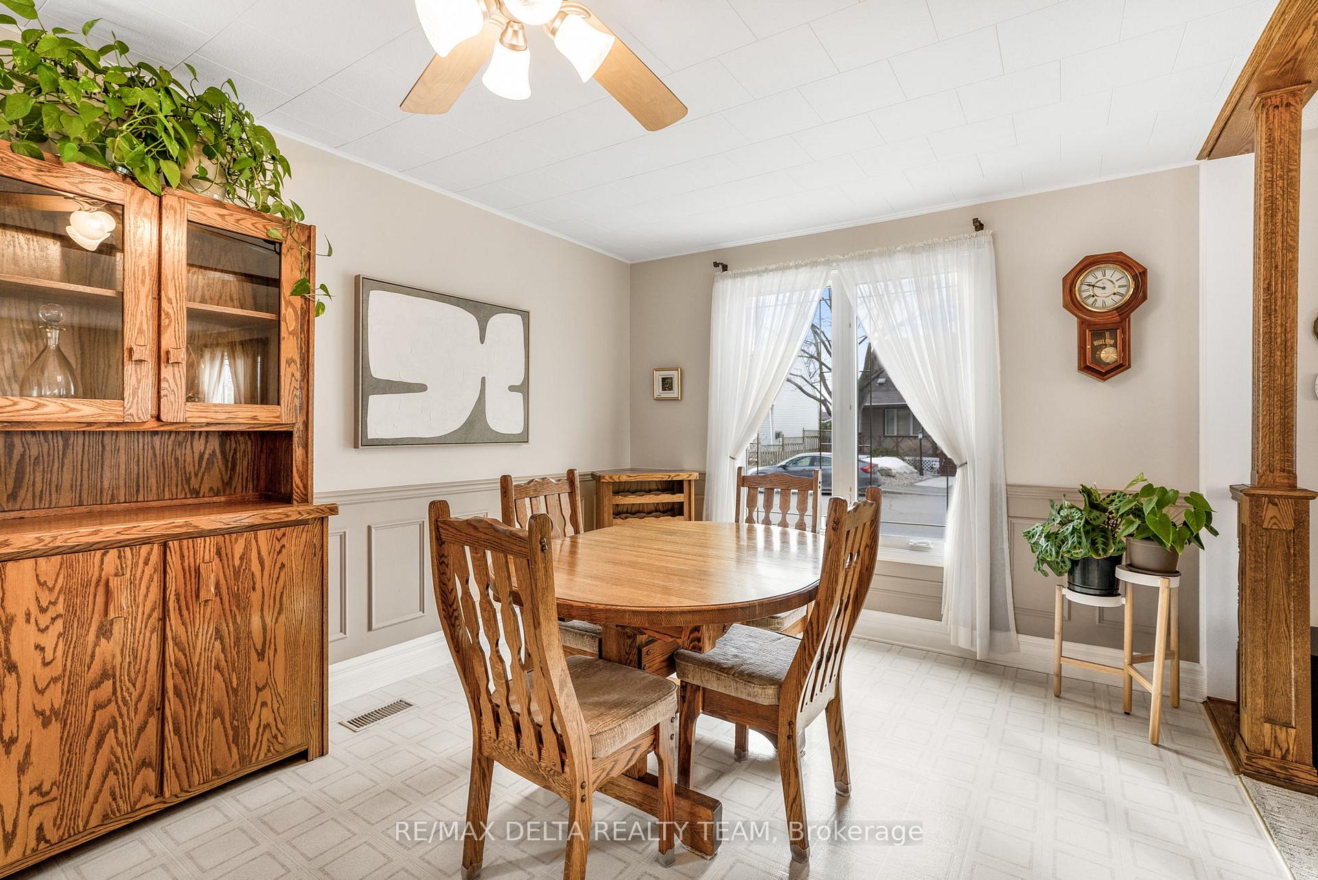 Photo 6 of 237 Crerar Avenue, Ottawa, Carlington — HOMEH