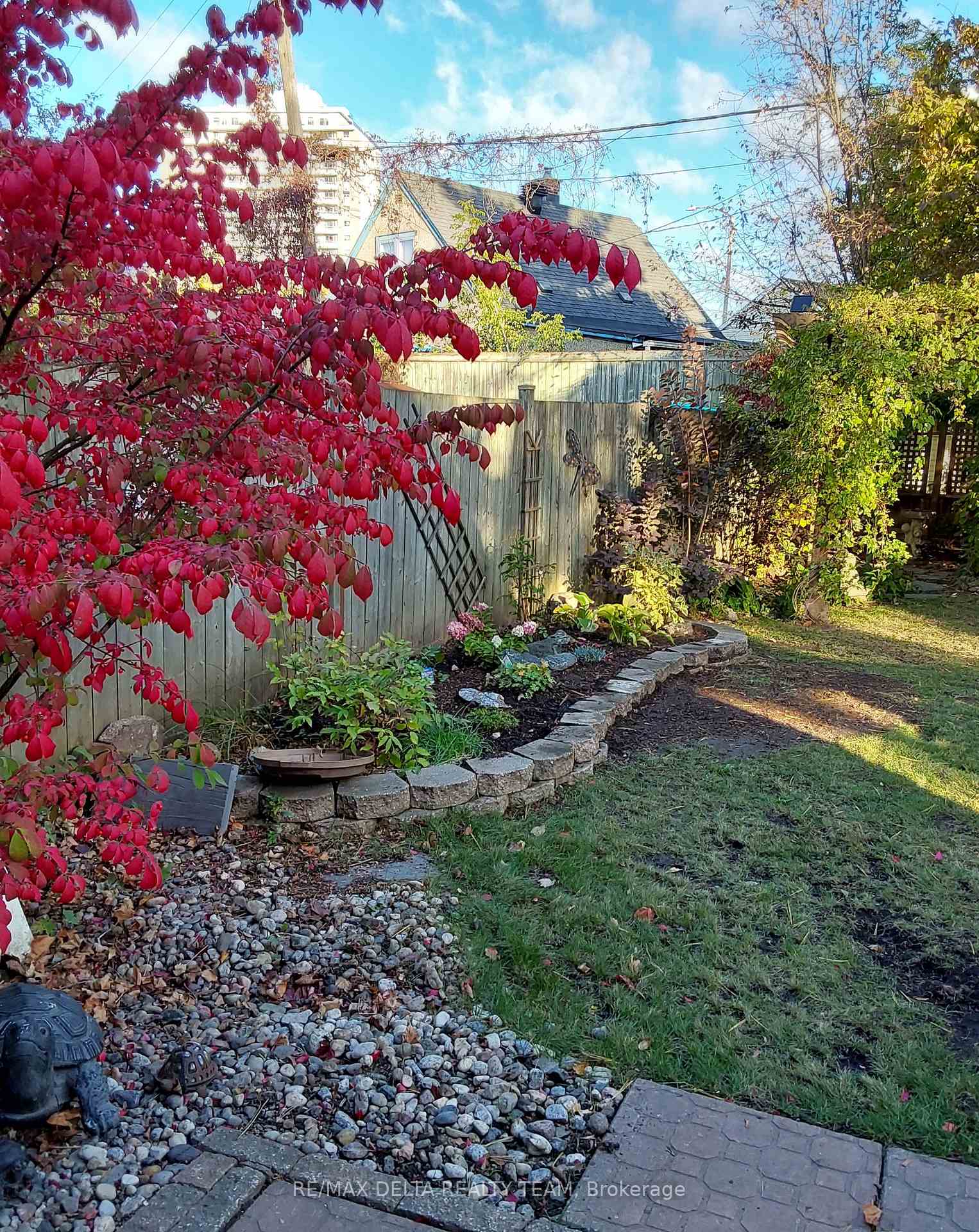 Photo 24 of 237 Crerar Avenue, Ottawa, Carlington — HOMEH