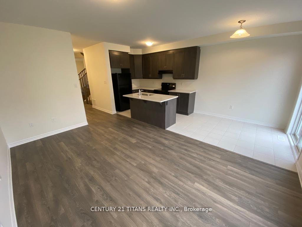 Photo 9 of 11 Boat Street, Brampton, Northwest Brampton — HOMEH