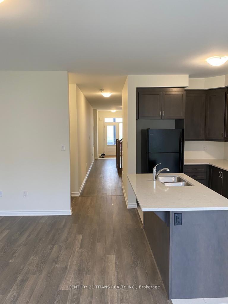 Photo 10 of 11 Boat Street, Brampton, Northwest Brampton — HOMEH