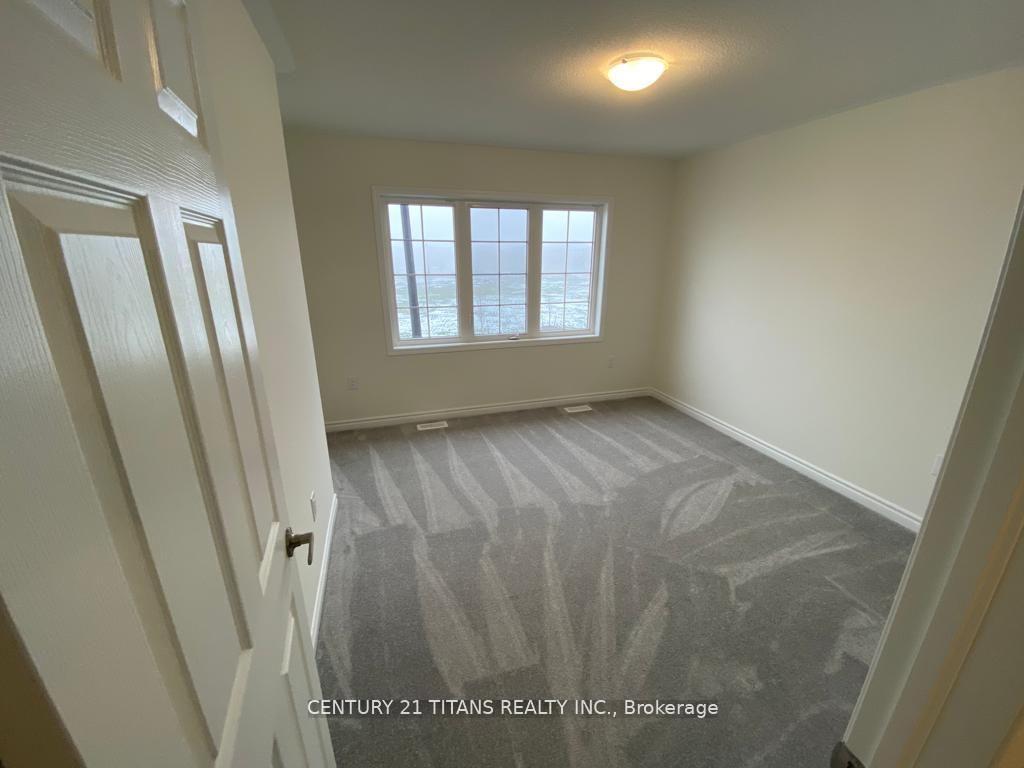 Photo 15 of 11 Boat Street, Brampton, Northwest Brampton — HOMEH