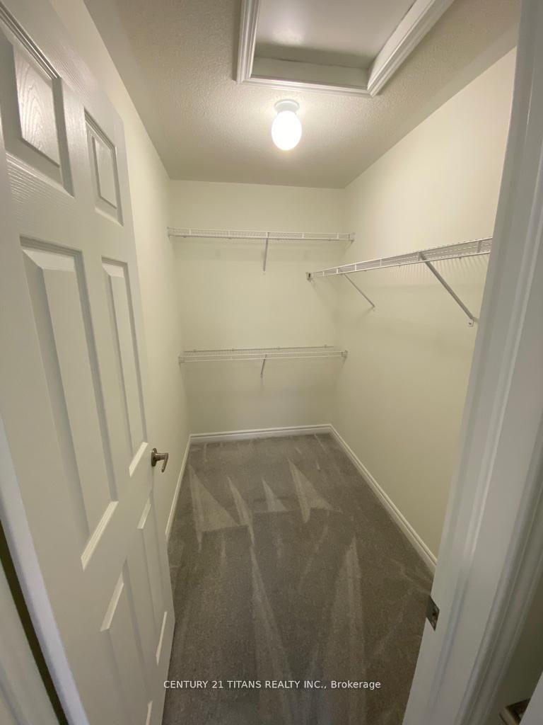 Photo 19 of 11 Boat Street, Brampton, Northwest Brampton — HOMEH