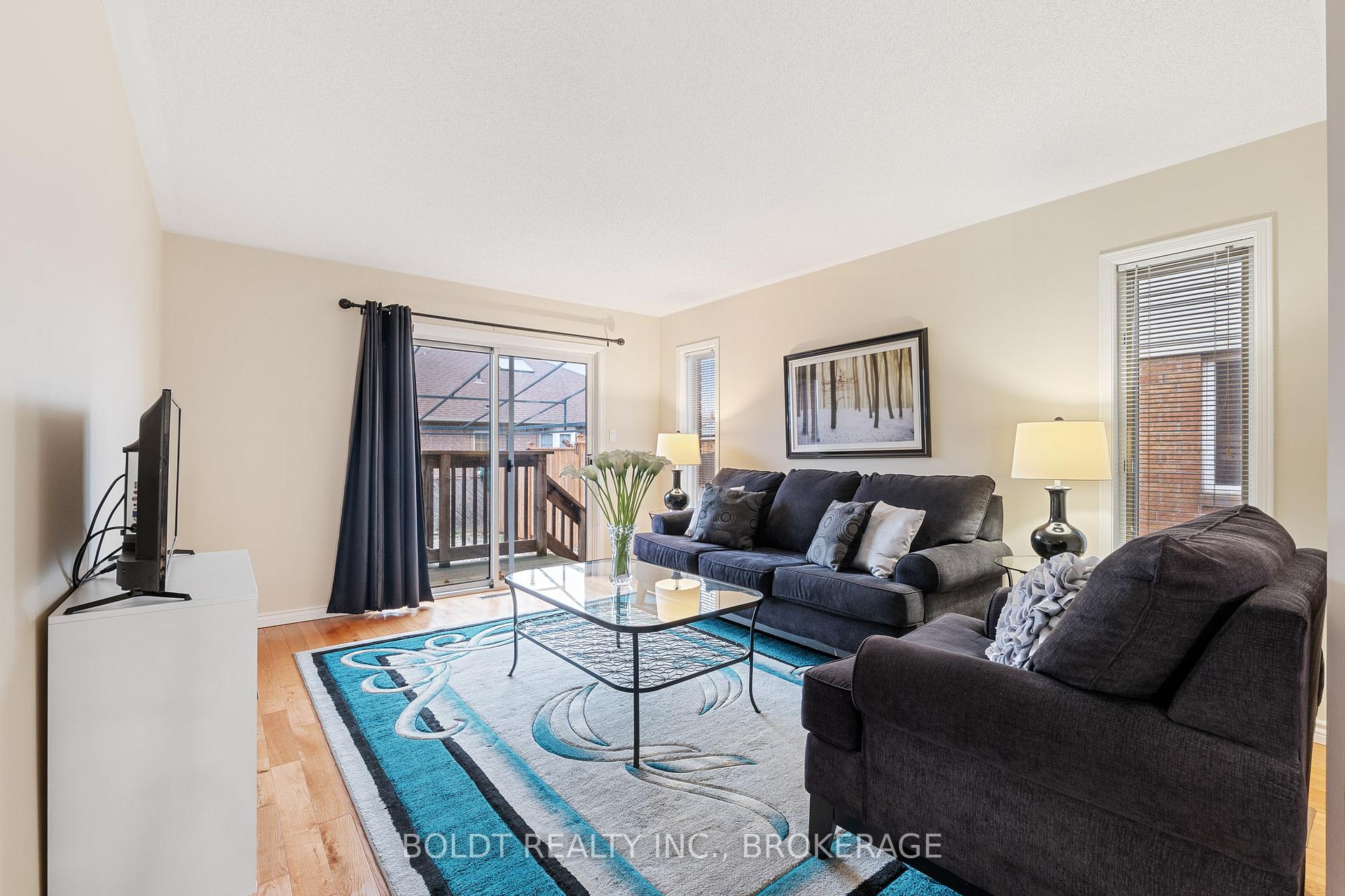 Photo 8 of 3 Jordan Court, St. Catharines, Lakeport — HOMEH