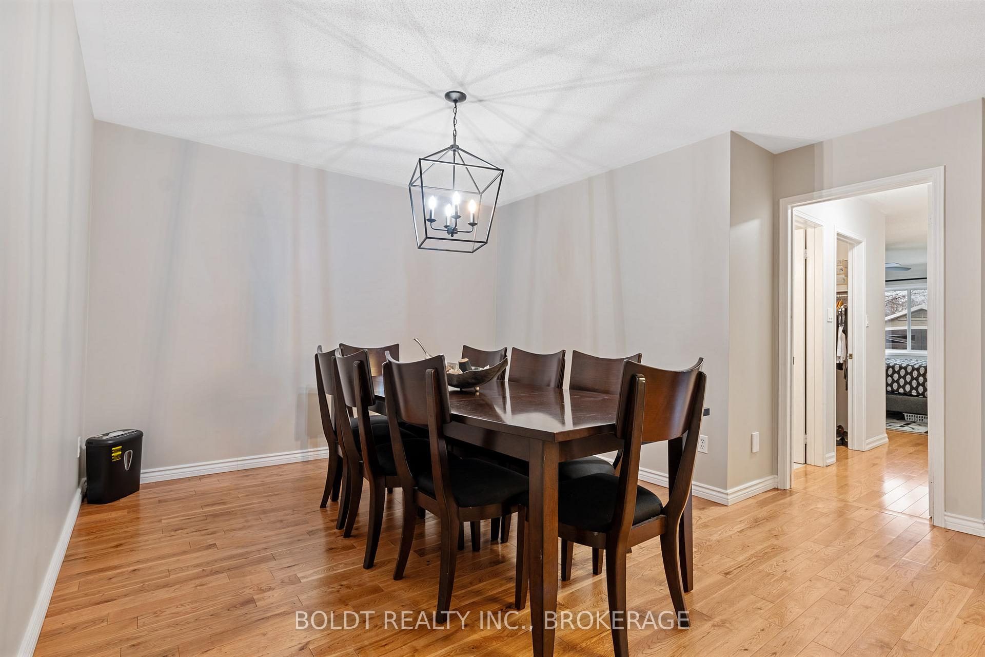 Photo 12 of 3 Jordan Court, St. Catharines, Lakeport — HOMEH