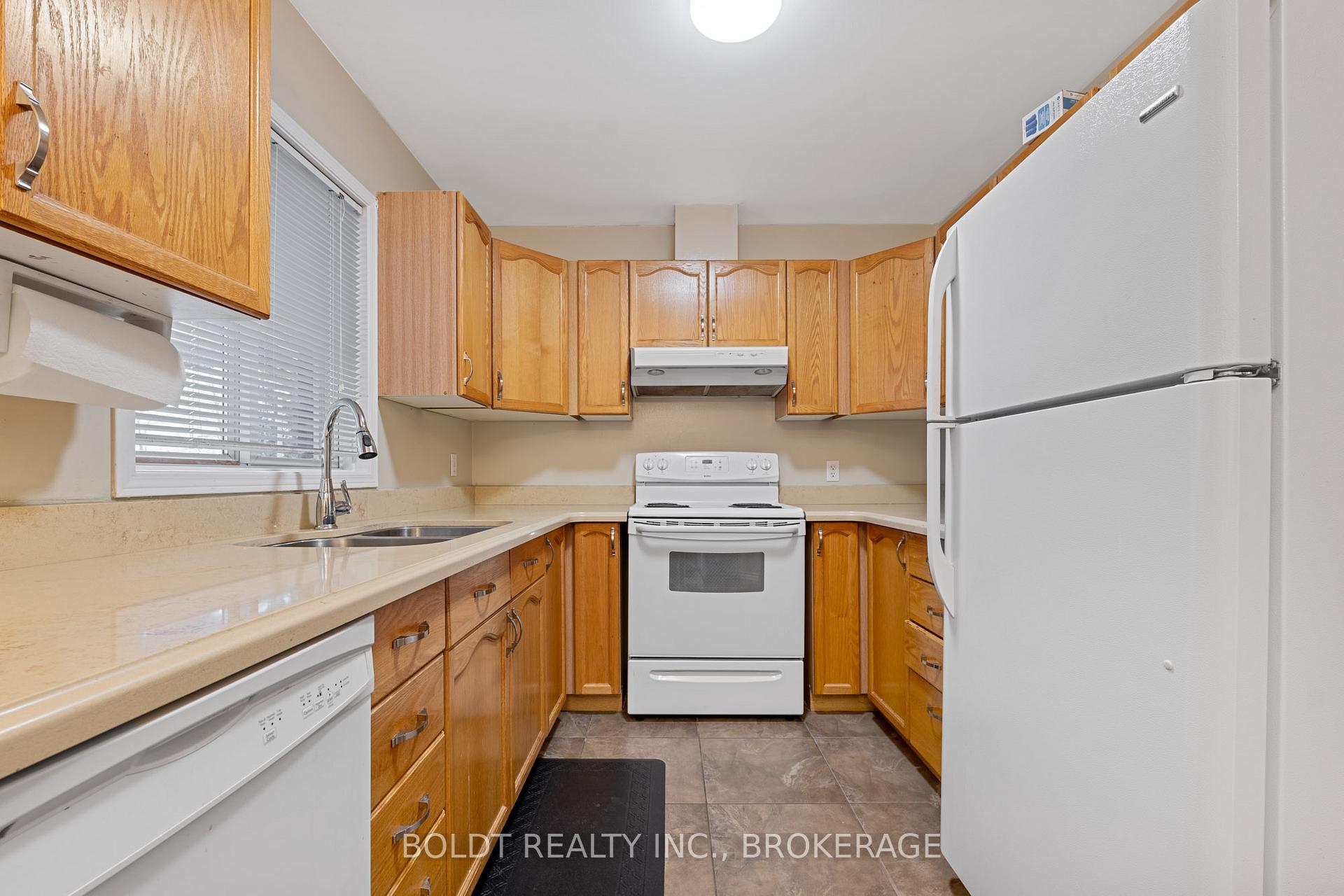 Photo 15 of 3 Jordan Court, St. Catharines, Lakeport — HOMEH