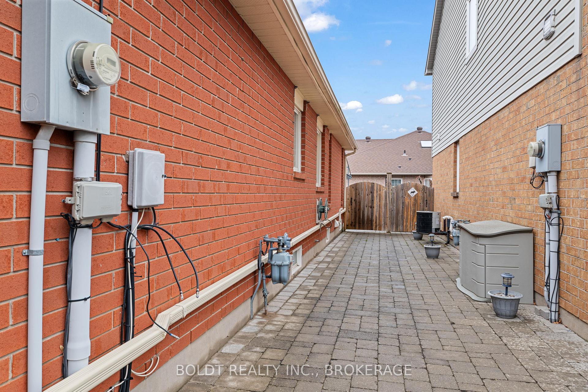 Photo 31 of 3 Jordan Court, St. Catharines, Lakeport — HOMEH