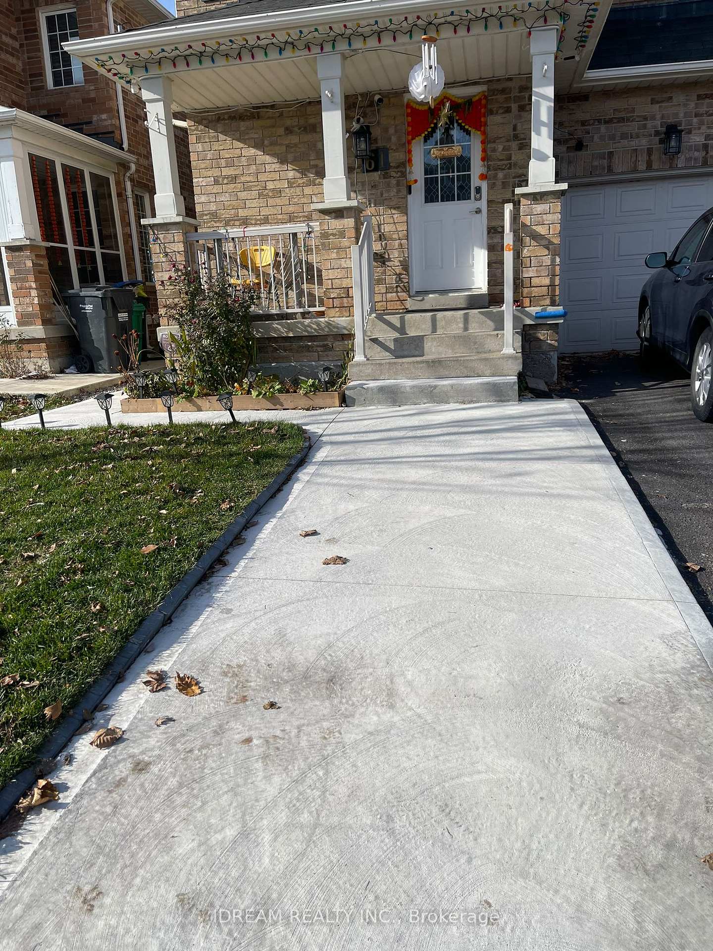 Photo 1 of Unit Bsmt, 61 Luella Crescent, Brampton, Fletcher's Meadow — HOMEH