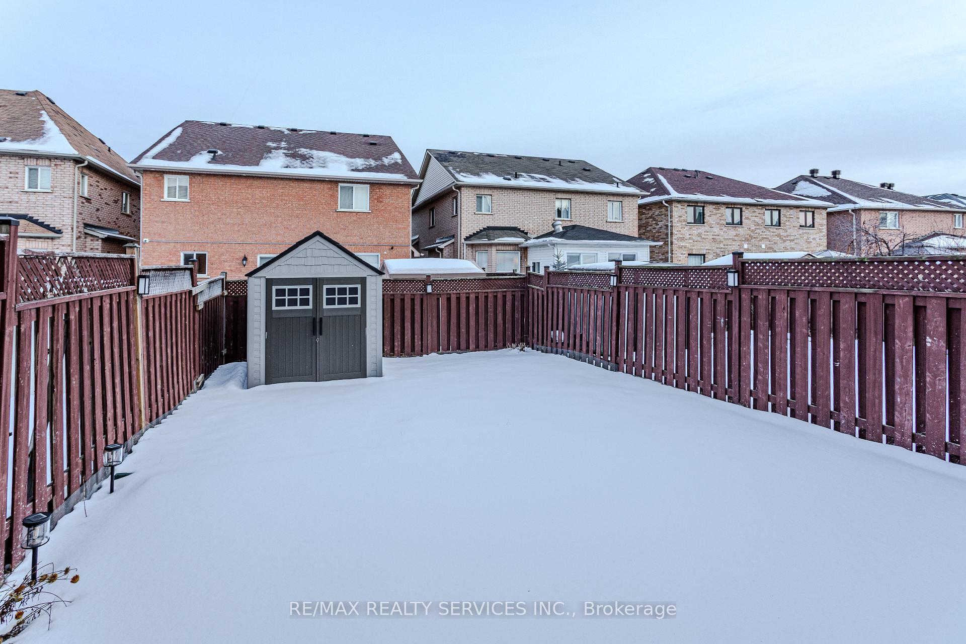 Photo 47 of 42 Cadillac Crescent, Brampton, Fletcher's Meadow — HOMEH