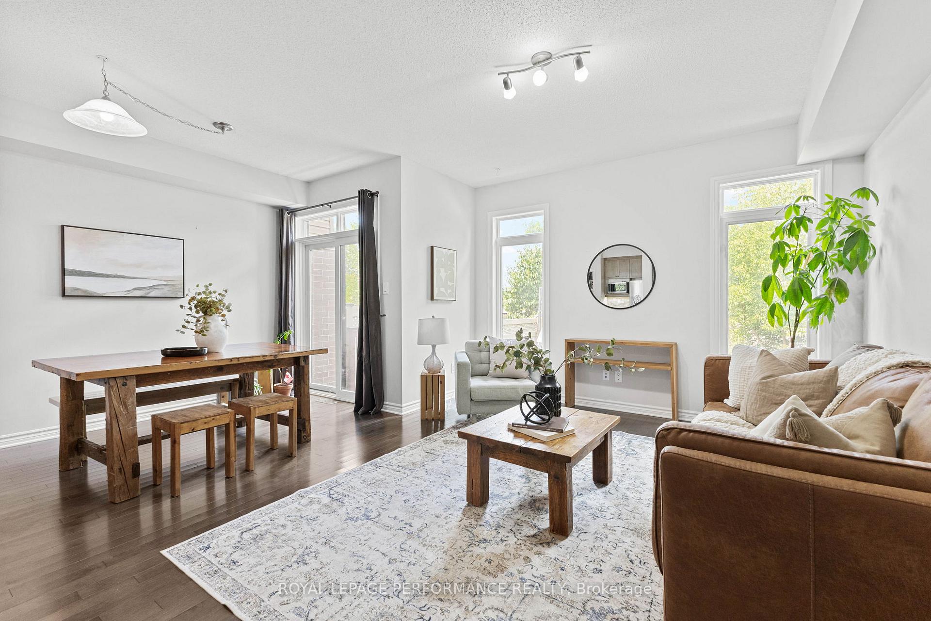 Photo 17 of 160 Mattingly Way, Ottawa, Riverside South/Gloucester Glen — HOMEH