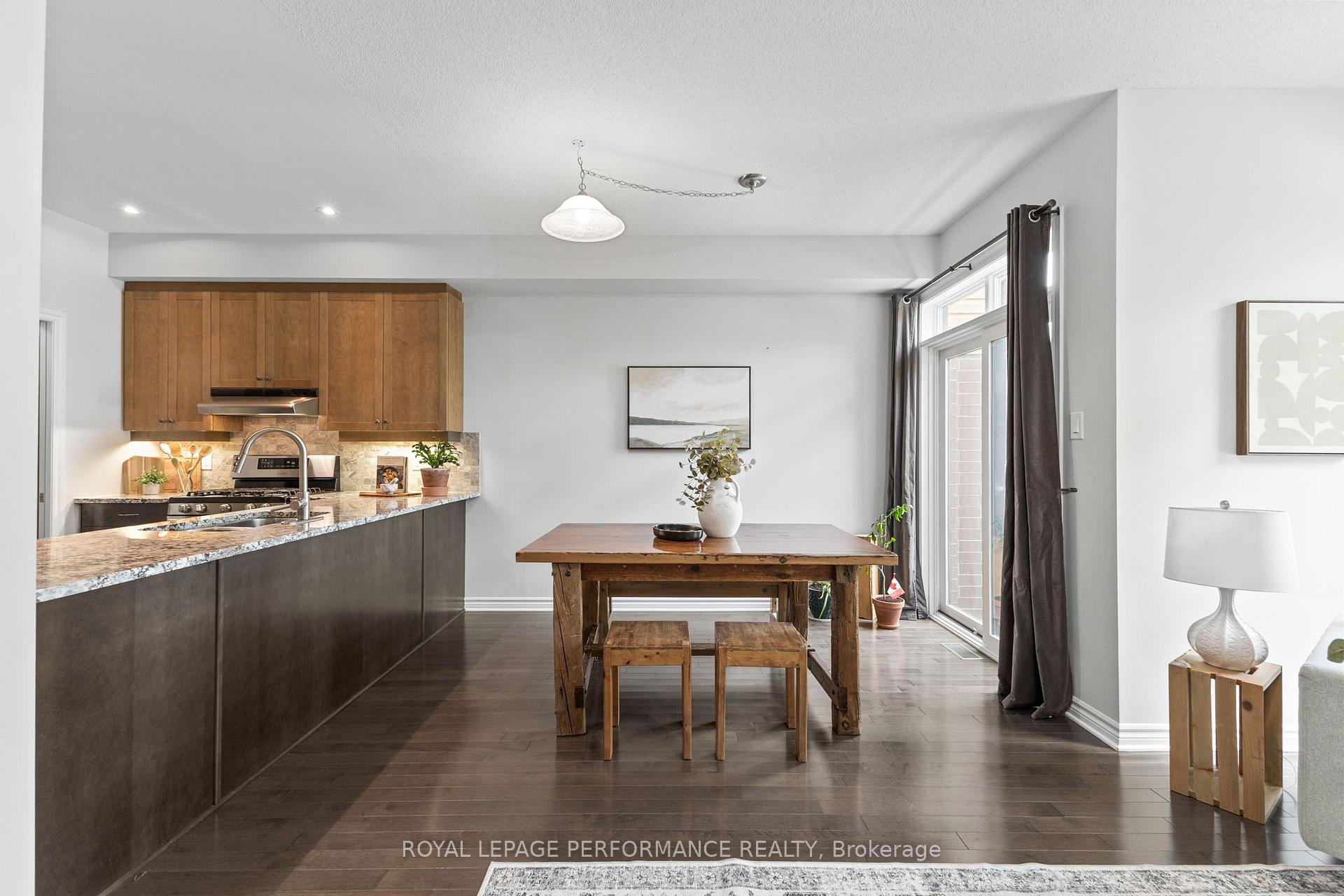 Photo 18 of 160 Mattingly Way, Ottawa, Riverside South/Gloucester Glen — HOMEH